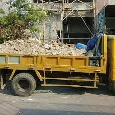 Jasa Buang Puing Terdekat – Solusi Cepat, Murah & Profesional di Jogja